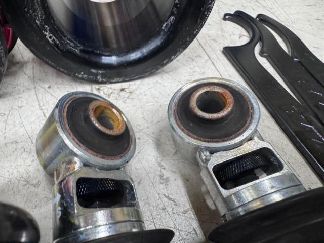 BLITZ
DAMPER
ZZ-R
[30 series
Alphard / Vellfire]