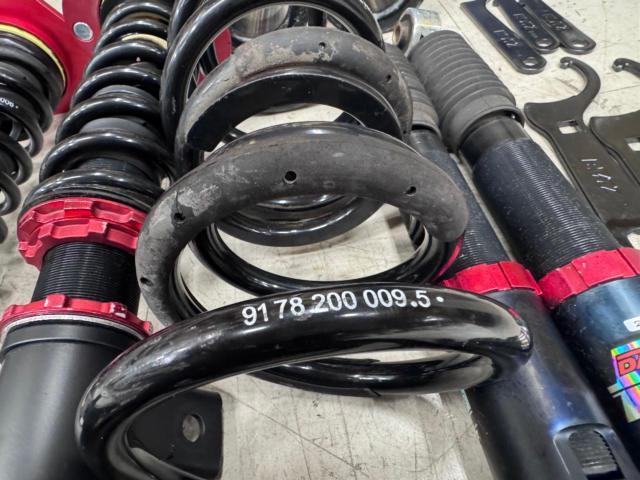 BLITZ
DAMPER
ZZ-R
[30 series
Alphard / Vellfire]