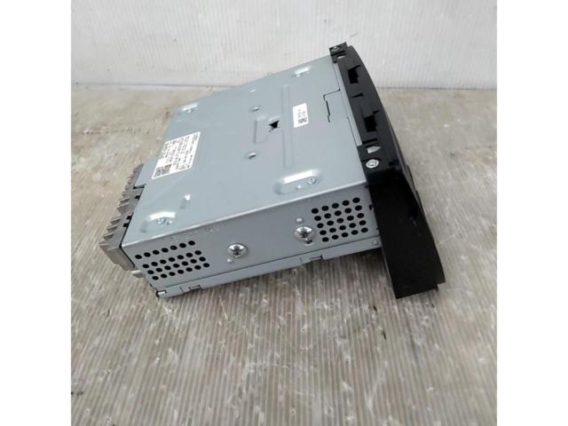 Suzuki genuine
Irregularly Shaped Audio 39101-64PA0