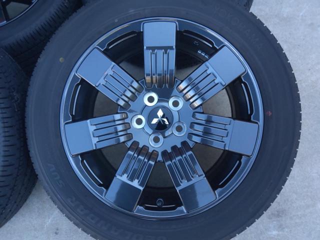 MITSUBISHI Delica D:5
Chamonix original wheels + YOKOHAMA
GEOLANDAR
SUV
G055