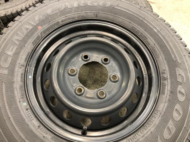 ☆新品国産スタッドレスタイヤ付き☆NISSAN 日産純正 キャラバン純正スチールホイール + GOODYEAR ICE NAVI CARGO