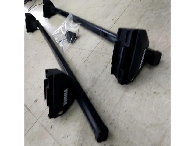 【ヤリスクロス(ダイレクトルーフレール付き R2/8-)】THULE 専用ベースキャリアセット