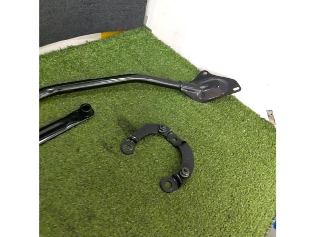 MAZDA NC系ロードスター純正フロントタワーバー