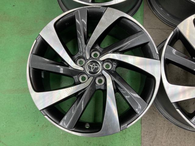 TOYOTA ハリアー/60系 2.0 ターボ プレミアム 4WD 後期純正ホイール