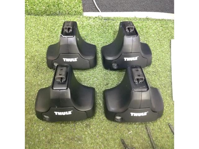 THULE Rapid System 754 ノーマルルーフ車用ベースフット