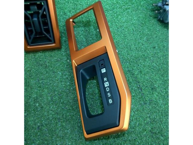 【タフト/LA9#0S】DAIHATSU 純正インテリアパネル3点セット