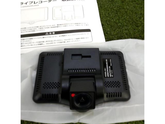 ゲオ 3カメラドライブレコーダー GRND-DR300AKJ503