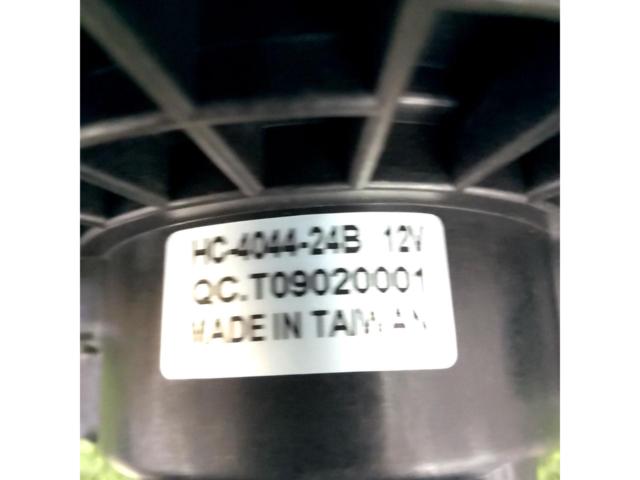メーカー不明 ブロアファン  HC-4044-24B 12V ゼスト 未使用