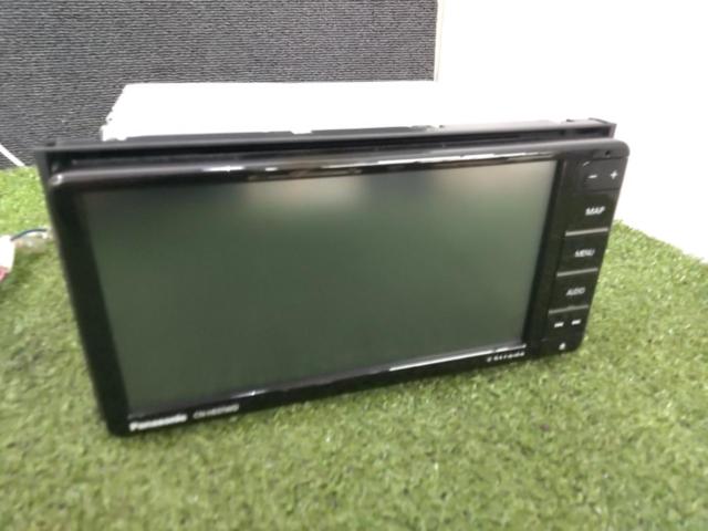 Panasonic
Strada
CN-HE01WD
7-inch wide memory Navi