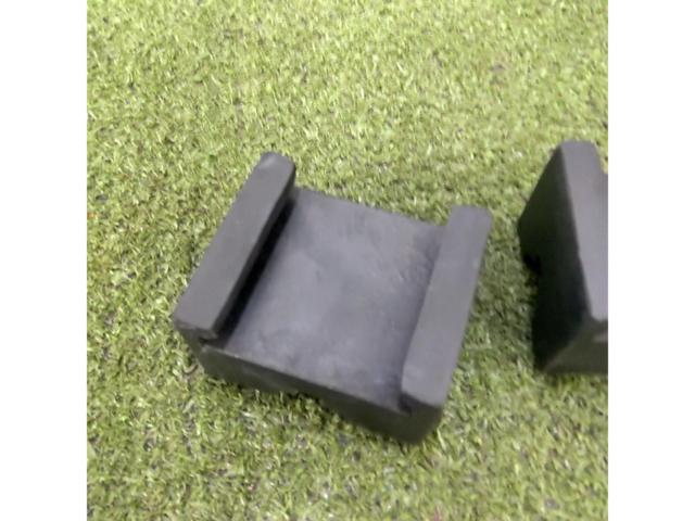 2ASTRO
PRODUCTS
For rigid racks
Rubber cushion rubber
Two