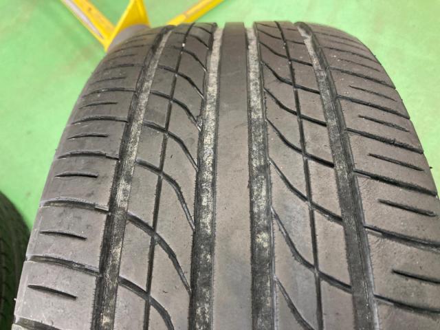 GARSON
D.A.D
VELUGA
+
YOKOHAMA
ECOS
ES 300
225 / 35R19
84W