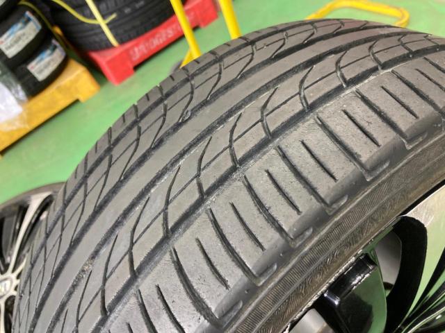 GARSON
D.A.D
VELUGA
+
YOKOHAMA
ECOS
ES 300
225 / 35R19
84W