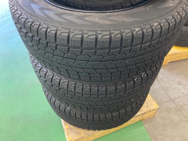 BADX
632
LOXARNY
ROCK
KELLY
MX-I
+
YOKOHAMA
iceGUARD
SUV
G075