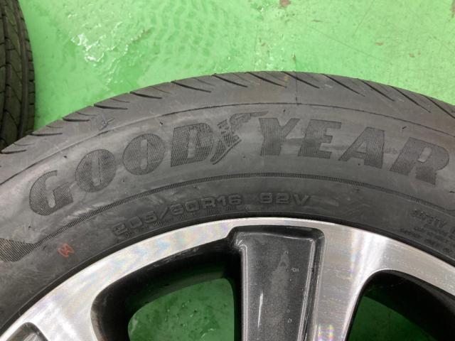 トヨタ純正(TOYOTA)  80系/VOXY 後期純正ホイール  + GOODYEAR(グッドイヤー) ASSURANCE MAXGUARD 205/60R16 92V