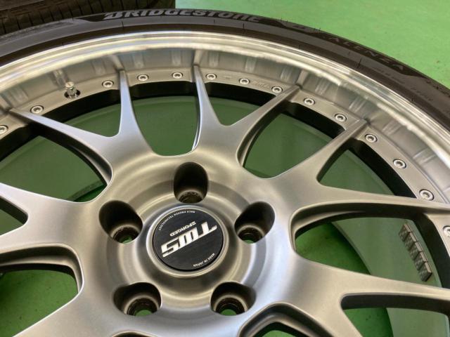 TWS EXlete 107M  + BRIDGESTONE ALENZA LX200 ENLITEN 245/45R20 103W