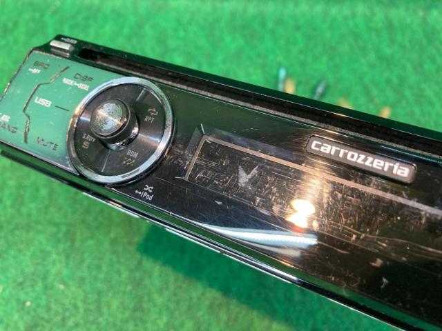 carrozzeria DEH-P530【1DINヘッドユニット CD/USB/フロントAUX/IP-BUS/チューナー 2008年モデル】