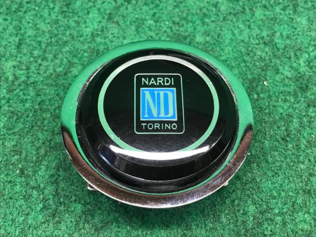 Authentic NARDI
CLASSIC (Classic)
Black Leather &amp; Silver spoke
365mm