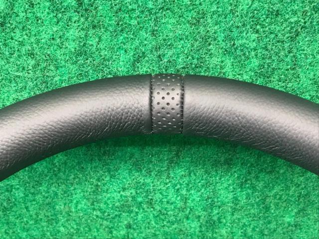 MOMO FULL SPEED/フルスピード BKレザー/BKスポーク BLACK TOP 328mm/90mm DEEP