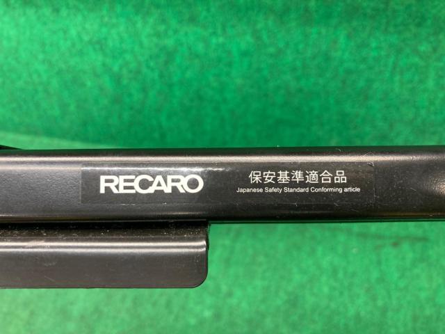 【右側】【RECARO】シートレール フィット 型式:GK3、4、5、6、GP5、6、No.2085.003.2
