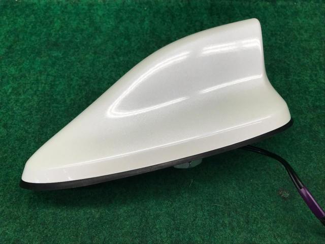 日産 T32/エクストレイル 純正 シャークアンテナ 28208 6FR0A