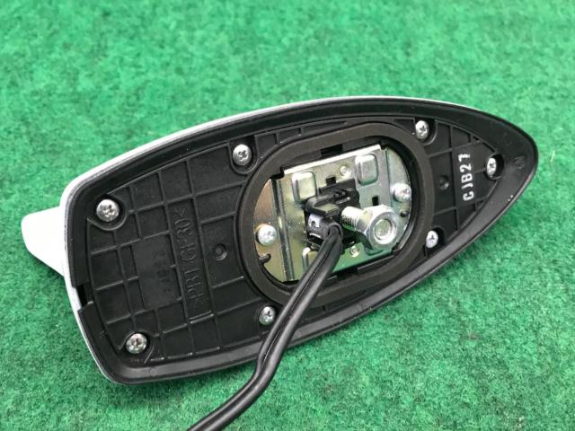 日産 E12/ノートNISNO 純正 シャークアンテナ