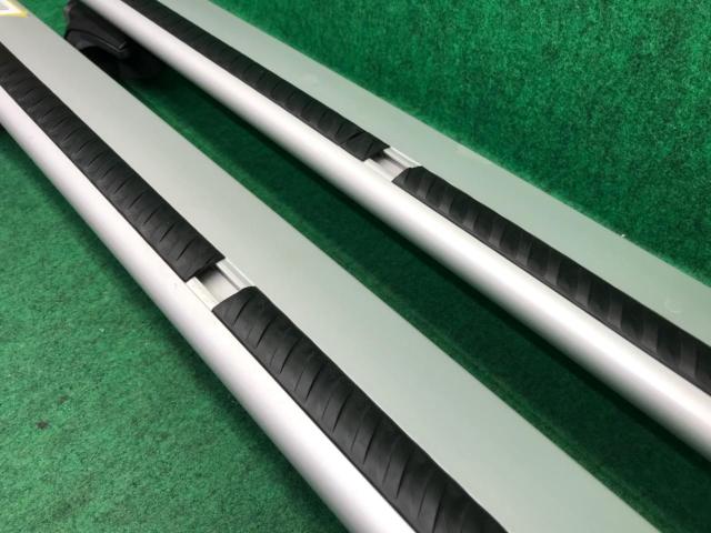 THULE ウイングバーTH969 127cm + ルーフレール用フットTH757 GT系XV ルーフレール付車