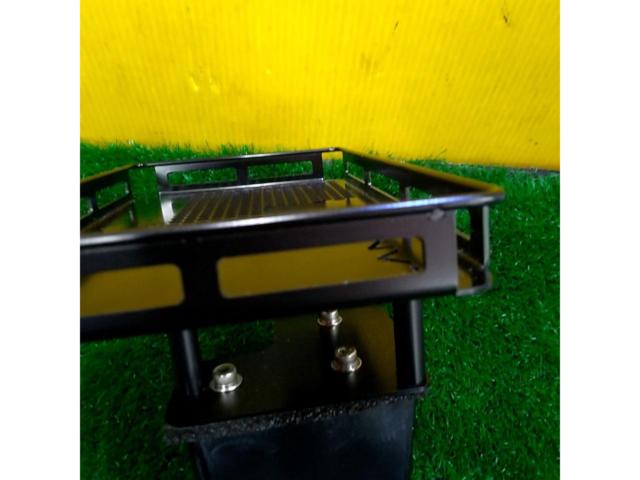 LANDLIC
Center table specifically designed for the late model 150 series Land Cruiser Prado.