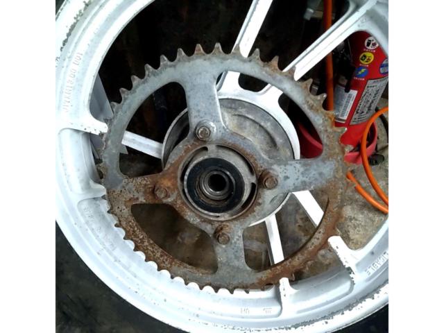Genuine Suzuki GSX-R400/GK71F rear wheel