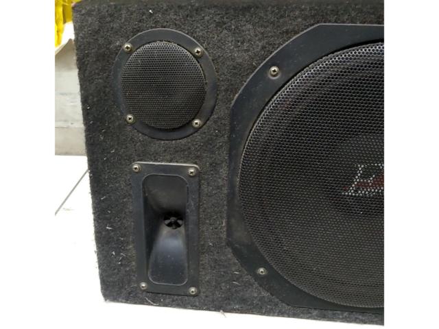 Future  BOX付きサブウーファー