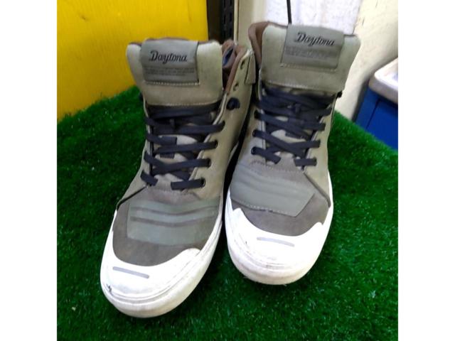 Size unknown... (approximately 26.5cm?) DAYTONA
DS-503
V-WP
Waterproof writing shoes