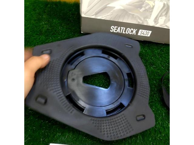 GIVI SEATLOCK S430 シートロックフランジ
