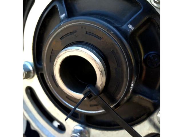 SUZUKI純正 ハヤブサ/EJ11A純正 リアホイール