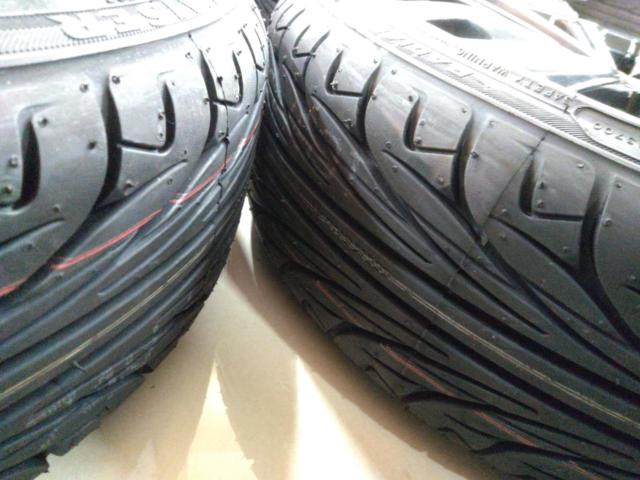 Challenge car wanted!! Lowered Suzuki kei car!! SUZUKI
Swift RS / ZC72S
Late original wheel
+
KENDA
KR20 with new tires