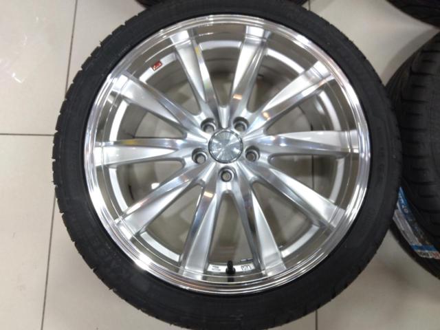 weds
LEONIS
CX
+
KENDA (Kenda)
KR2030/50 Prius, Corolla Touring, Impreza, 86/BRZ, etc.
