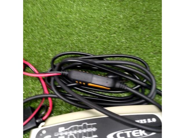 CTEK バッテリーチャージャー