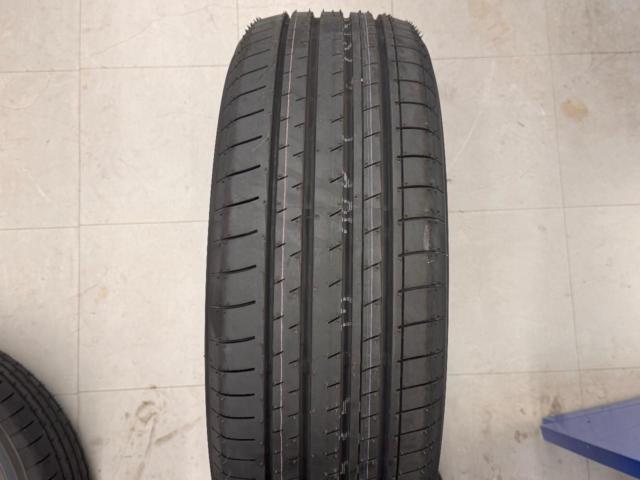 YOKOHAMA
ADVAN
V61
225 / 60R17