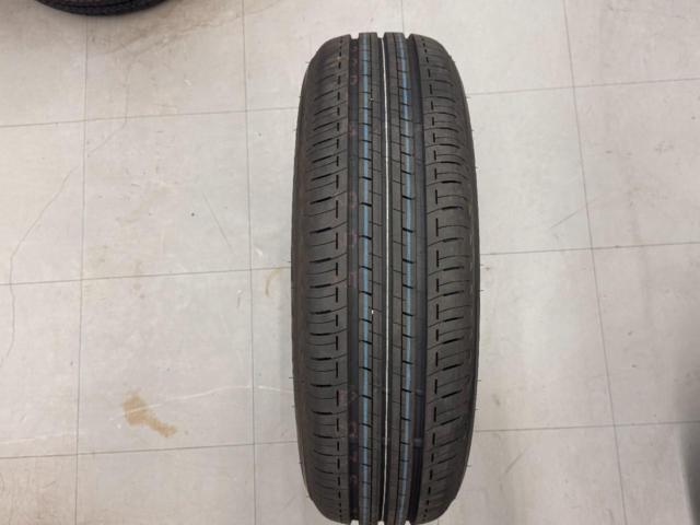 左キーコン BRIDGESTONE ECOPIA EP150 185/65R15