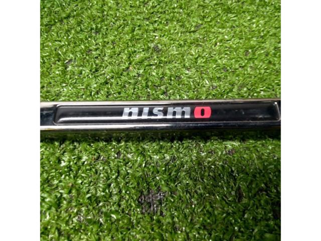 日産 nismo ナンバーフレーム