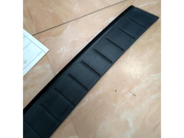 AVS リアバンパープロテクター