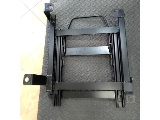 Unknown Manufacturer
Seat rail