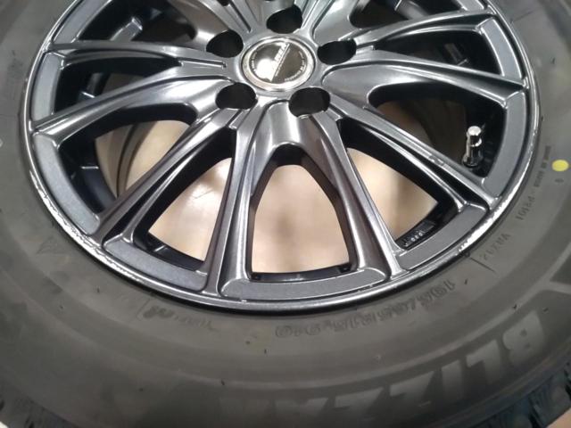 HOT STUFF(ホットスタッフ) WAREN(ヴァーレン)    + BRIDGESTONE(ブリヂストン) BLIZZAK VRX3