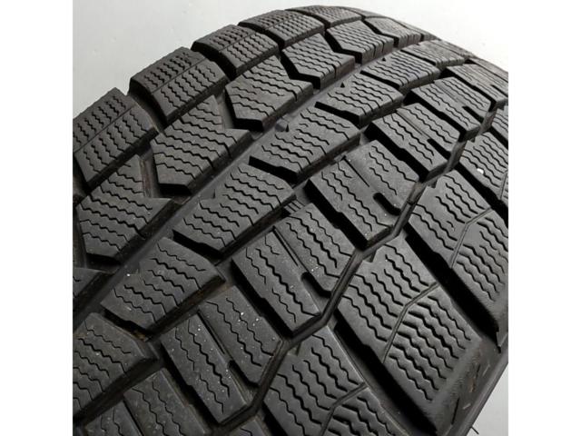 トヨタ純正 750カムリ純正ホイール + DUNLOP WINTERMAXX WM02