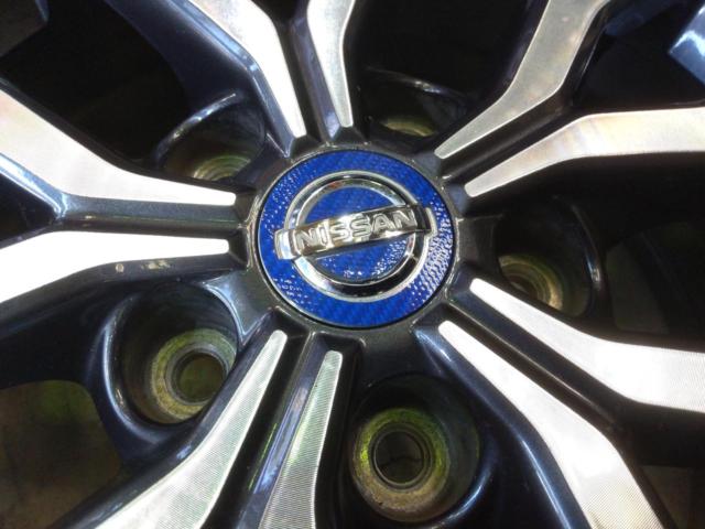 NISSAN セレナ純正アルミホイール