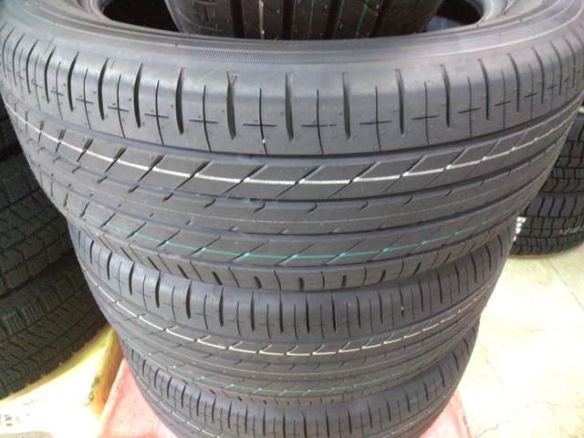 TOYO PROXES R60