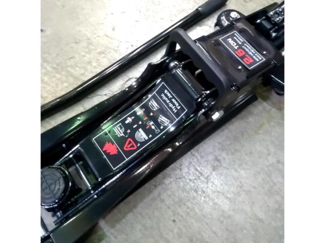 HYDRAULIC FLOOR JACK 2.5TONジャッキ