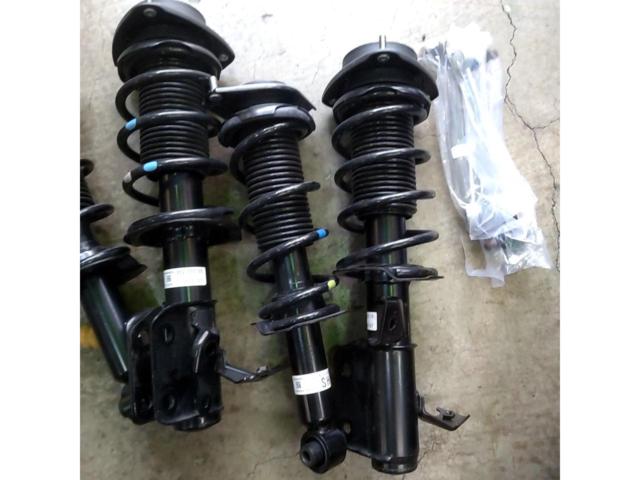 Toyota genuine ZN8/GR86
Genuine suspension kit
+
Stabilizer link set