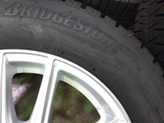 BRIDGESTONE ECO FORME SE-20+BRIDGESTONE ICE PARTNER2