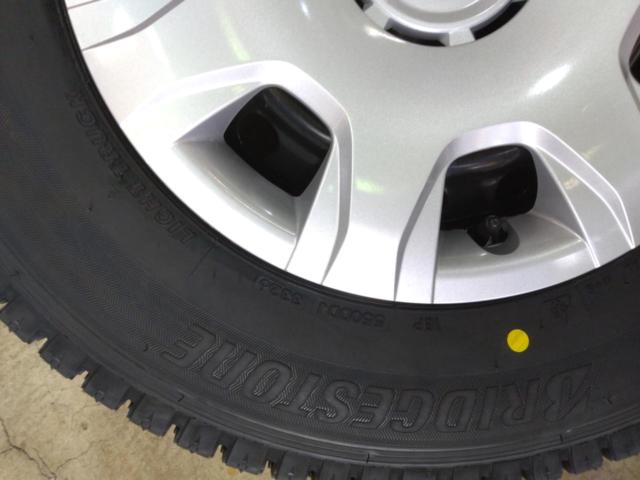トヨタ純正(TOYOTA) TOYOTA 200系ハイエース純正スチールホイール + 