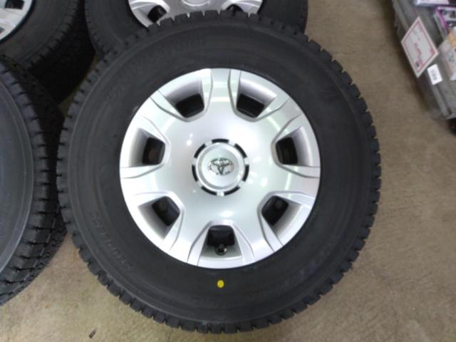 トヨタ純正(TOYOTA) TOYOTA 200系ハイエース純正スチールホイール + 