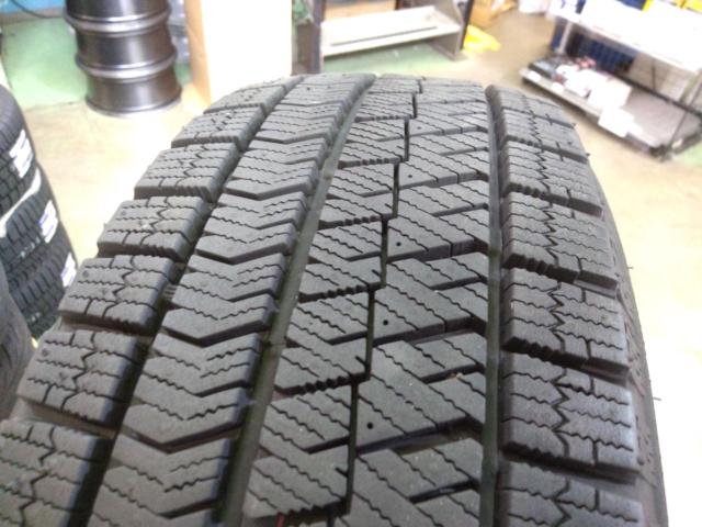 SPORT
DAYSY wheels + BRIDGESTONE
BLIZZAK
VRX2